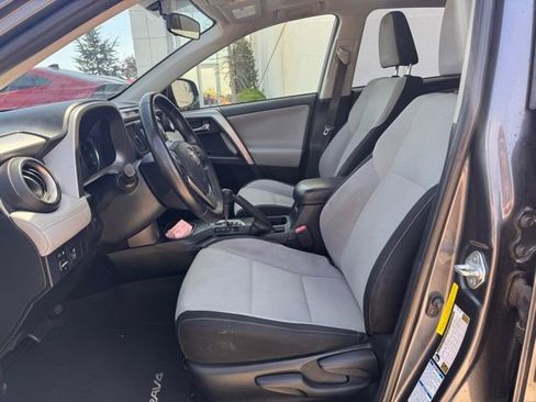 Used 2016 Toyota RAV4 XLE image 13