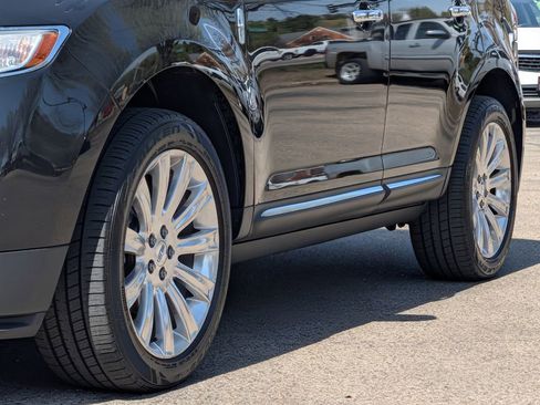 Used 2014 Lincoln MKX AWD w/ Equipment Group 102A image 5