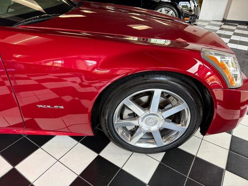 Used 2005 Cadillac XLR RWD image 10