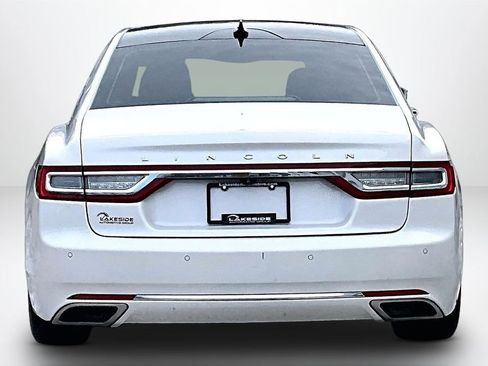 Used 2019 Lincoln Continental Select w/ Continental Climate Package image 6