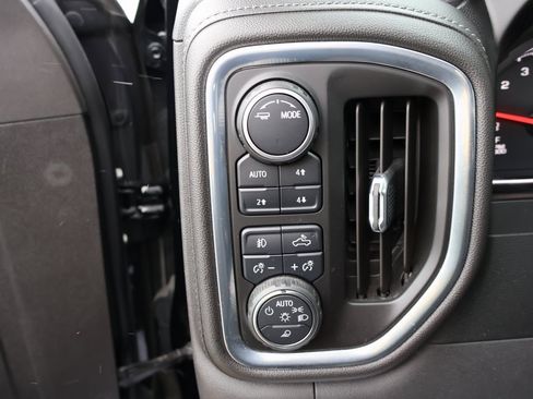 Certified 2021 Chevrolet Silverado 1500 RST image 13