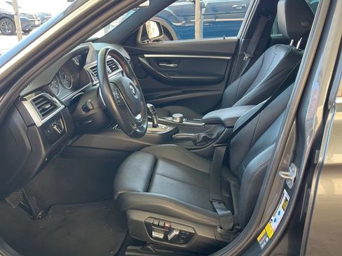 Used 2018 BMW 330e RWD image 5