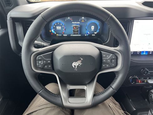 New 2025 Ford Bronco Big Bend w/ Black Diamond Package image 11