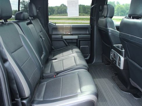 Used 2018 Ford F150 Raptor w/ Equipment Group 802A Luxury AWD/4WD image 18