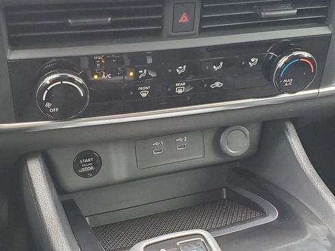 Certified 2024 Nissan Rogue S image 24