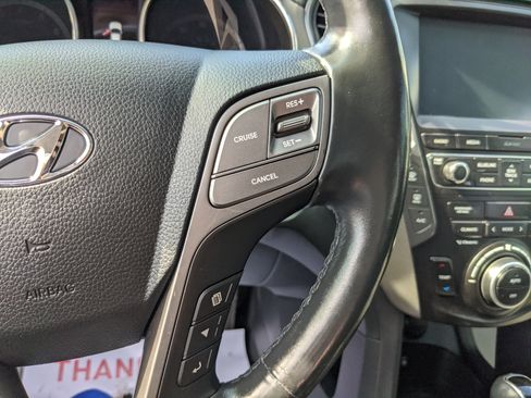 Used 2017 Hyundai Santa Fe Limited image 27