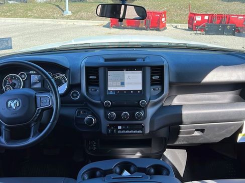 New 2024 RAM 3500 Tradesman w/ Chrome Appearance Group image 21