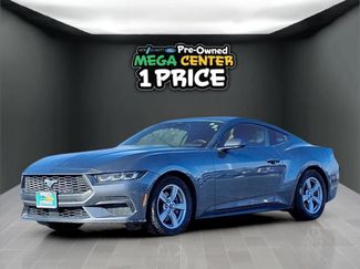 Used 2024 Ford Mustang Coupe video 2