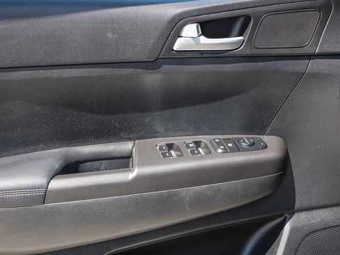 Used 2018 Kia Sportage LX FWD image 19