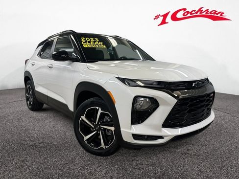 Certified 2023 Chevrolet TrailBlazer RS w/ Sun and Liftgate Package AWD/4WD image 1