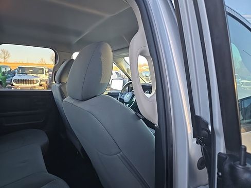 Used 2014 RAM 1500 Express image 90