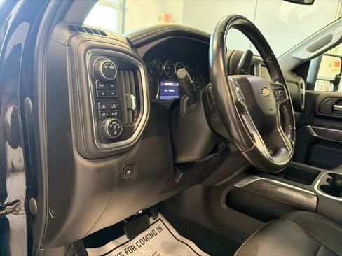 Used 2022 Chevrolet Silverado 3500 LTZ AWD/4WD image 20
