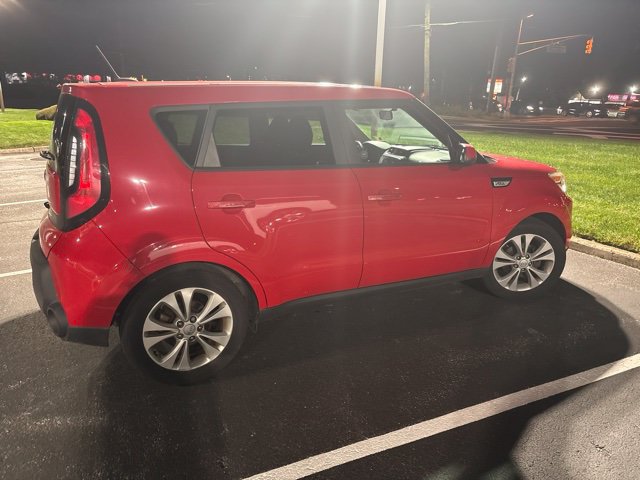 Used 2015 Kia Soul + FWD image 5