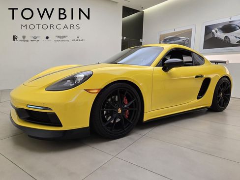 Used 2018 Porsche 718 Cayman GTS RWD image 1