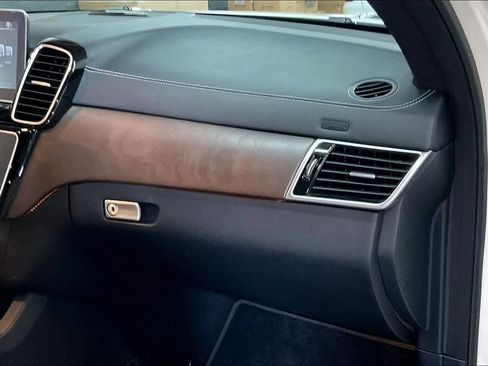 Used 2017 Mercedes-Benz GLS 550 4MATIC image 18