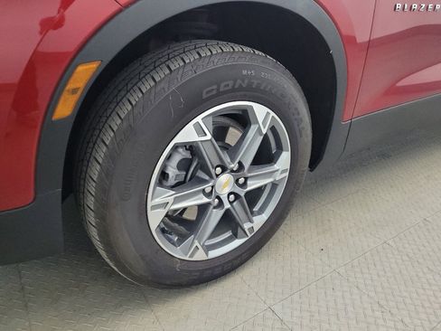 Used 2023 Chevrolet Blazer LT w/ Convenience Package FWD image 31