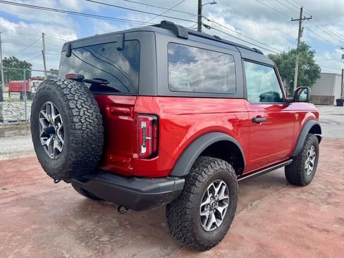 Used 2023 Ford Bronco Badlands AWD/4WD image 5