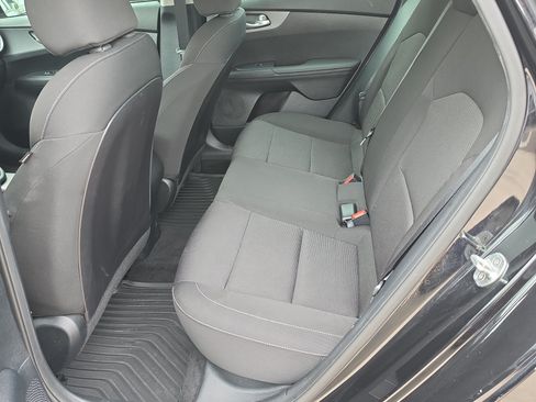 Used 2019 Kia Forte LXS FWD image 16
