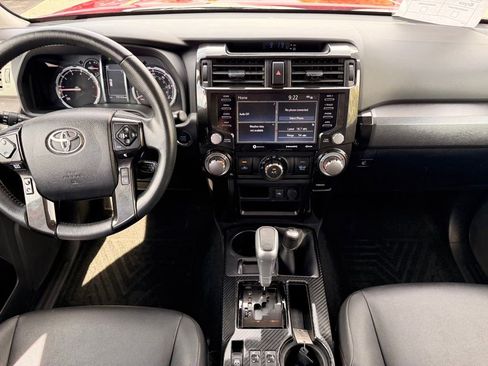 Certified 2021 Toyota 4Runner TRD Off-Road Premium AWD/4WD image 12