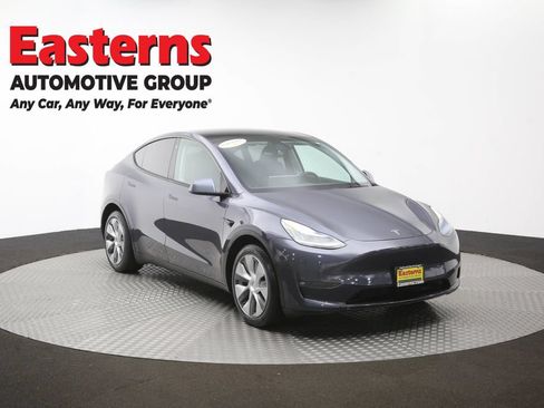 Used 2021 Tesla Model Y Long Range AWD/4WD image 43