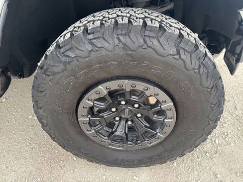 Used 2024 Ford Bronco Raptor AWD/4WD image 26