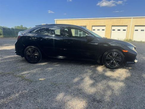 Used 2017 Honda Civic EX image 4