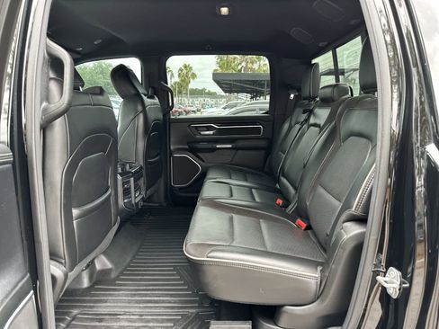 Used 2019 RAM 1500 Laramie AWD/4WD image 4
