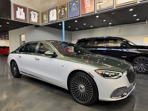 Used 2026 Mercedes-Benz Maybach S 680 image 3