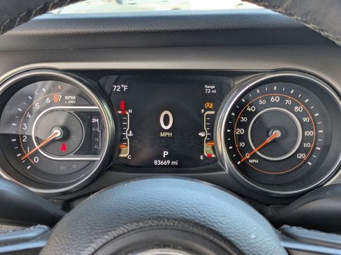 Used 2018 Jeep Wrangler Sport image 15