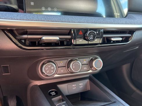 New 2026 Nissan Kicks S image 34