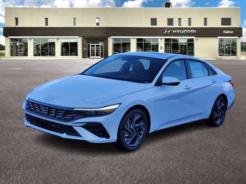 New 2026 Hyundai Elantra Limited FWD image 7