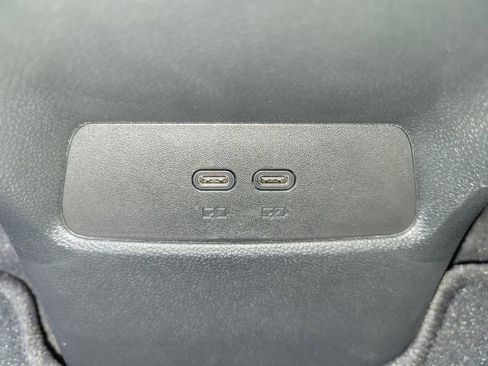 Used 2025 Chevrolet Equinox ACTIV w/ Convenience Package III image 13