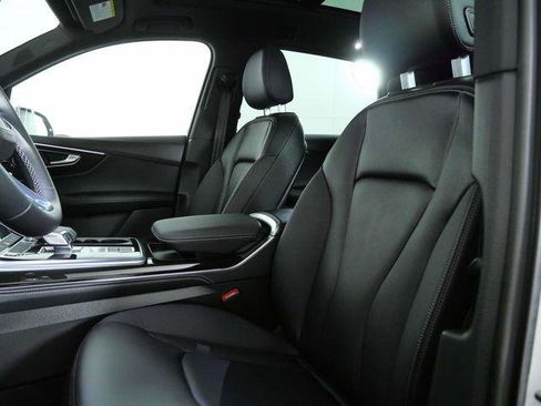 Used 2025 Audi Q7 2.0T Premium Plus w/ Premium Plus Package image 17