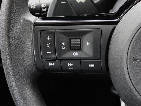 Certified 2023 Nissan Rogue SV image 31