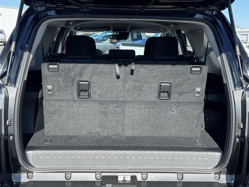 Used 2020 Toyota 4Runner SR5 image 38