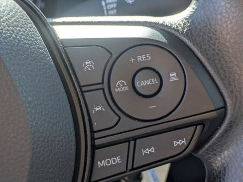 Used 2026 Toyota Corolla LE FWD image 13