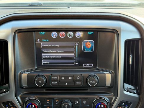Used 2017 Chevrolet Silverado 1500 LTZ w/ Sport Package AWD/4WD image 75