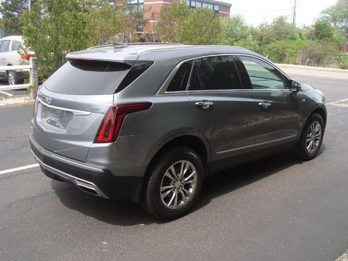 Certified 2021 Cadillac XT5 Premium Luxury AWD/4WD image 4