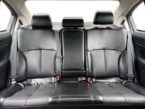 Used 2013 Subaru Legacy 2.5i Limited image 15