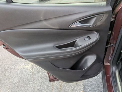 Used 2022 Buick Encore GX Select image 26