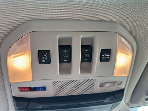 Used 2019 Subaru Ascent Touring image 26