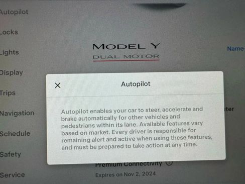 Used 2023 Tesla Model Y Performance image 23