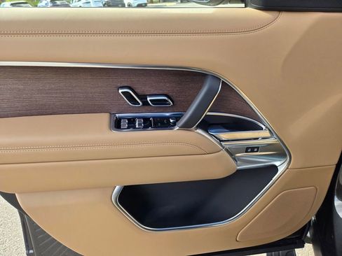 New 2026 Land Rover Range Rover SE AWD/4WD image 11