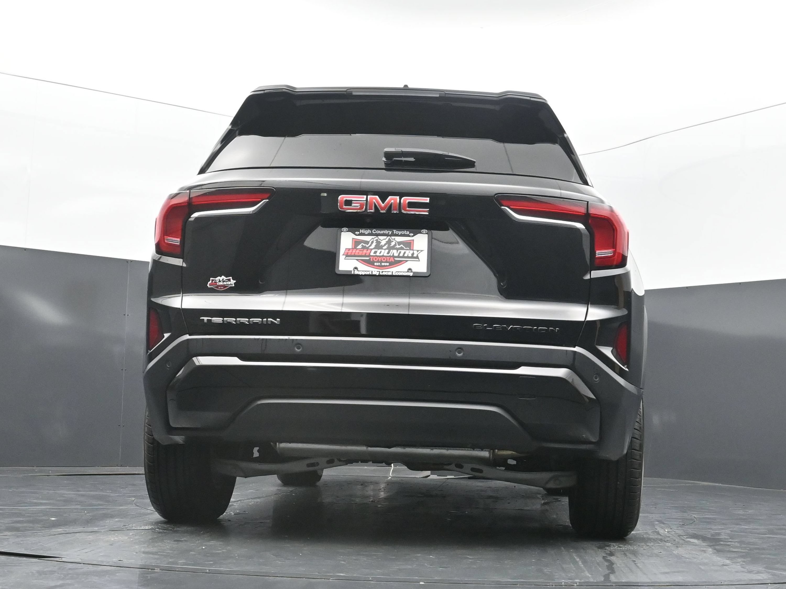 Used 2026 GMC Terrain Elevation FWD image 39