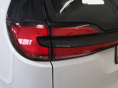 Certified 2024 Chrysler Pacifica Touring image 35