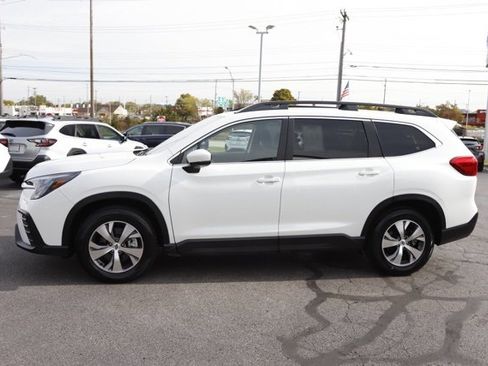 Used 2024 Subaru Ascent Premium w/ Convenience Package image 10