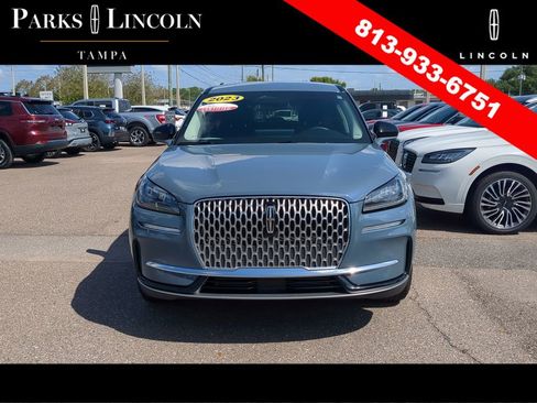 Certified 2023 Lincoln Corsair FWD image 2