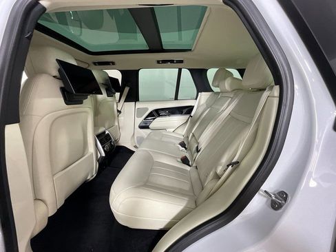 Certified 2023 Land Rover Range Rover SE image 25