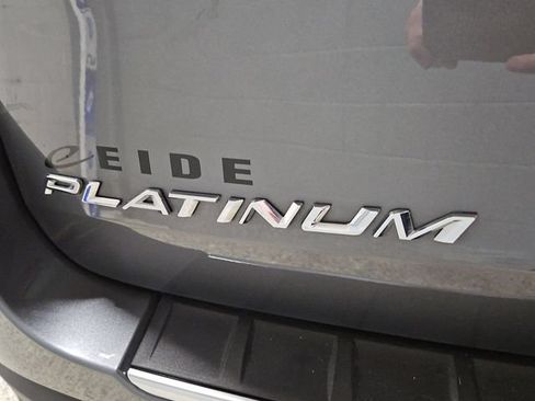 Certified 2023 Ford Explorer Platinum w/ Technology Package AWD/4WD image 39