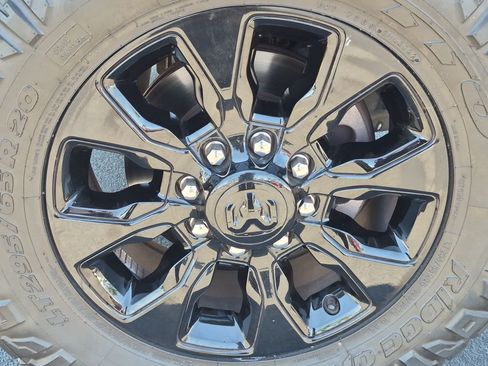 Used 2023 RAM 2500 Limited AWD/4WD image 13